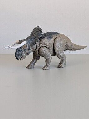 Mattel Jurassic World Rebirth Wild Roar Nasutoceratops Action Figure Toy, Works